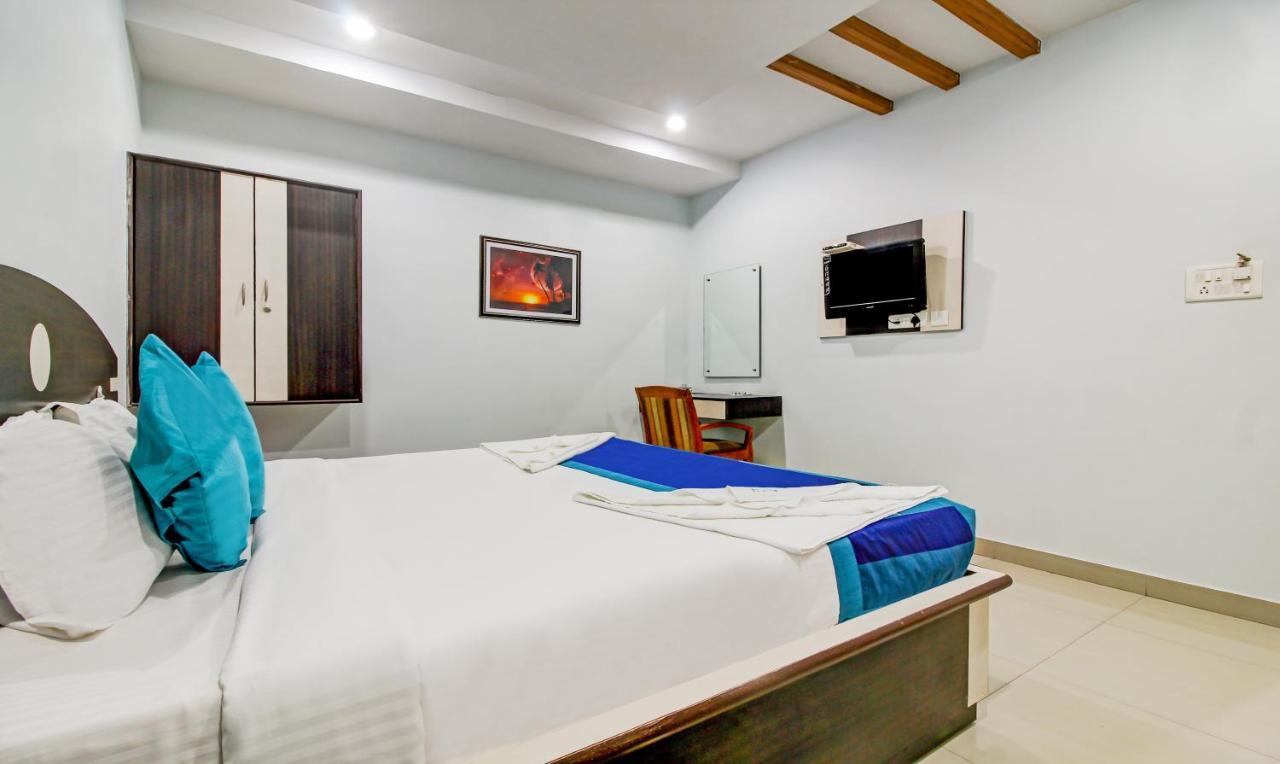Hotel S Y N Residency Haydarabad Dış mekan fotoğraf